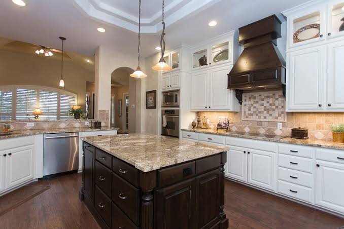 Kitchen remodeling services in Washington Park Denver with custom cabinetry and countertops